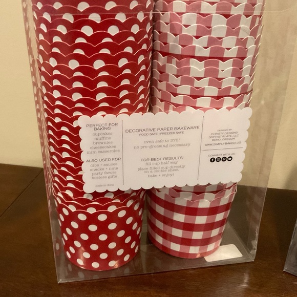 2 New Packages of  Baking Cups - Red & Navy 🇺🇸 - Picture 2 of 3